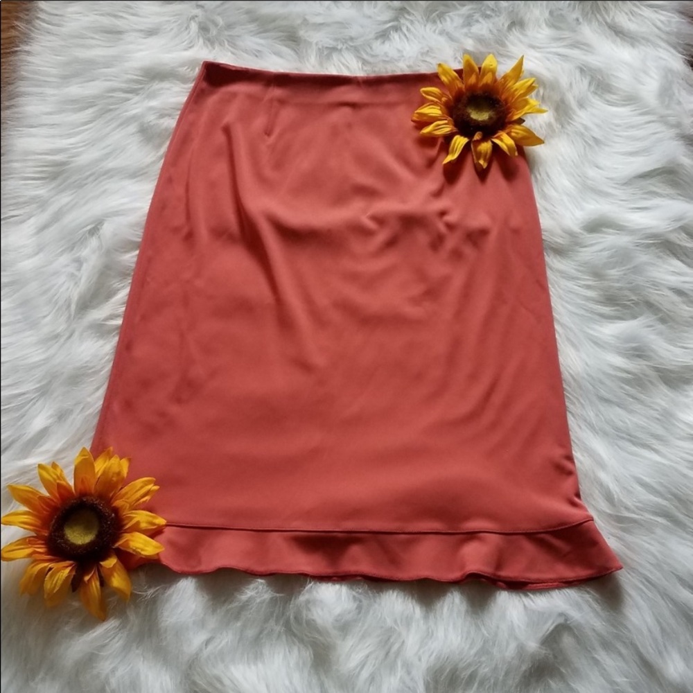 Ann Taylor Peach/Salmon Frilly Zip-Up Skirt